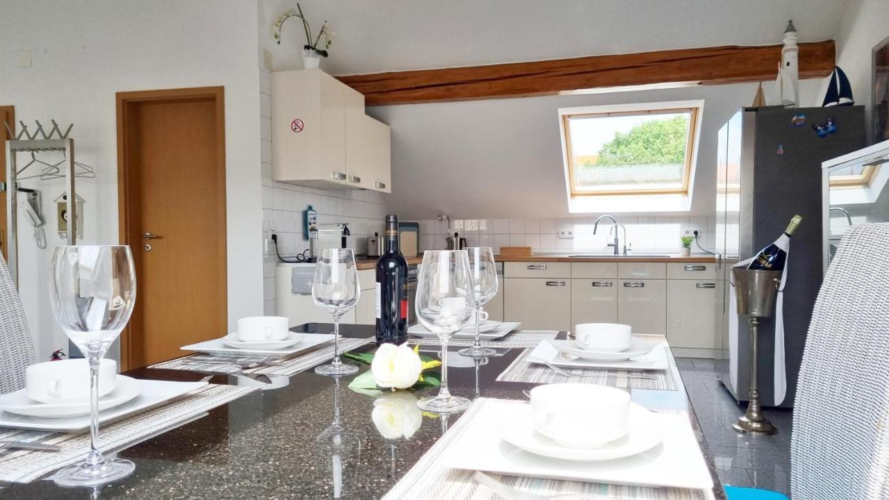 FischerFlat, 100qm, Klima, Loggia, 24h Checkin, bis 5 Personen Braunschweig Exterior foto