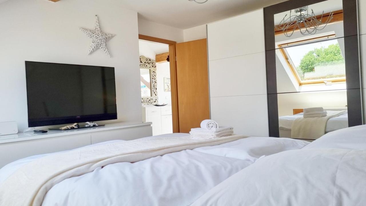 FischerFlat, 100qm, Klima, Loggia, 24h Checkin, bis 5 Personen Braunschweig Exterior foto